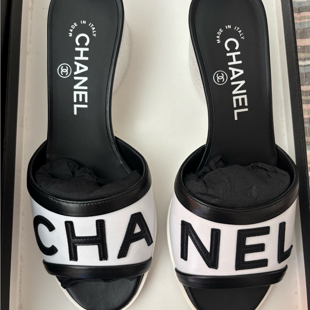 CHANEL Black & White Logo Slide Mules - Picture 2 of 9